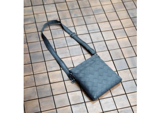 보테가베네타 50 크로스백 (가방)