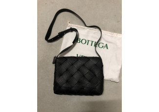 보테가베네타 디아고 크로스백 (가방)