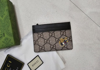 구찌 타이거 브라운 카드지갑