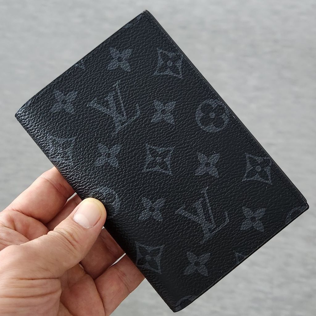 루이비통 9 이클립스 여권 지갑
