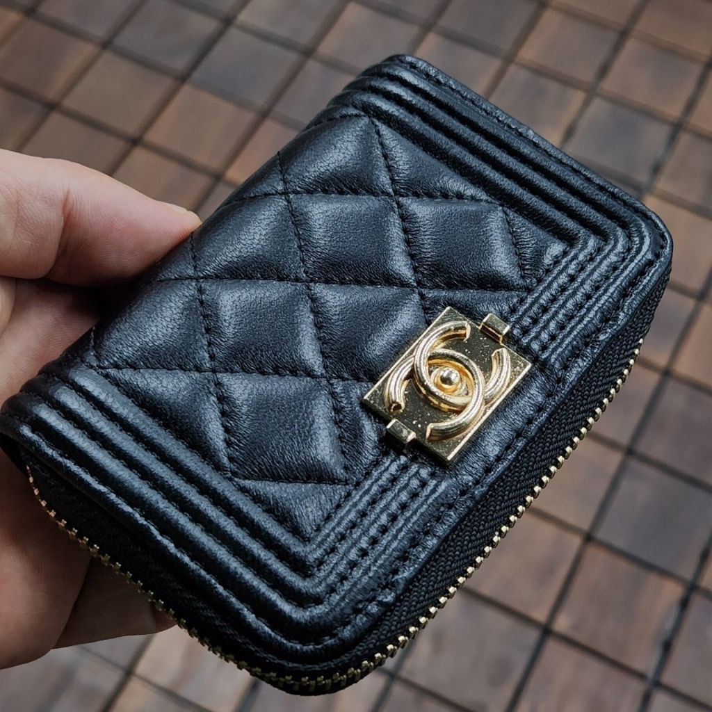 샤넬 445 보이 램스킨 금장 지퍼 카드지갑