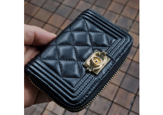 샤넬 445 보이 램스킨 금장 지퍼 카드지갑