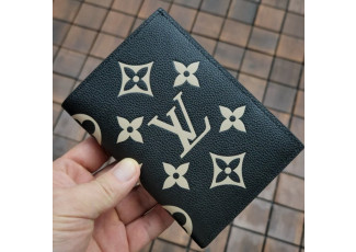 루이비통 363 여권 지갑