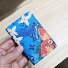 루이비통 136 포켓 오거나이저 지갑