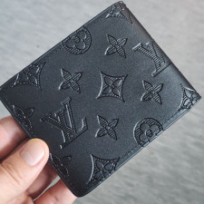 루이비통 137 멀티플 반지갑