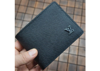 루이비통 131 멀티플 반지갑