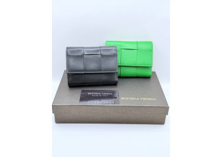 보테가베네타 BT08 카세트 인트레치아토 플랩 지갑