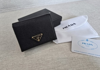 프라다 반지갑
