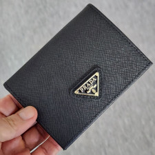 프라다 370 사피아노 중지갑