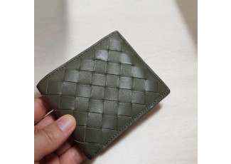 보테가베네타 108 인트레치아토 반지갑 카키