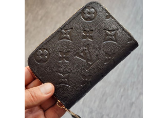 루이비통 211 앙프렝뜨 지피 코인퍼스 지갑