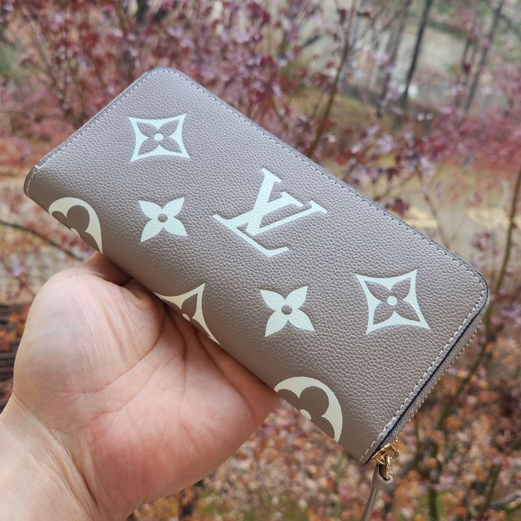 루이비통 331 클레망스 지퍼돌이 지퍼 베이지 장지갑