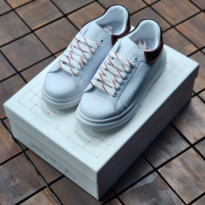 알렉산더 맥퀸 4 오버솔 스니커즈 화이트 블랙 (신발)