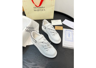 알렉산더 맥퀸 오버 사이즈 레이스업 화이트탭 스니커즈 (신발)