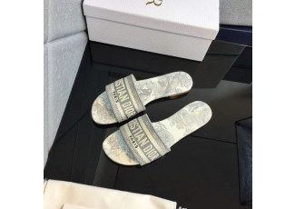 디올 오블리크 디웨이 뮬 그레이 슬리퍼 (신발)