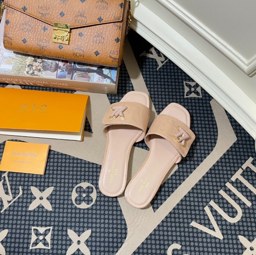 루이비통 셰이크 플랫 뮬 베이지 신발