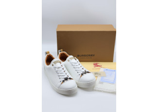 버버리 베이직 스니커즈 (신발)