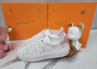 루이비통 여성 타임아웃 스니커즈 핑크 (신발)