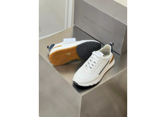 브루넬로 쿠치넬리 스니커즈 (신발)