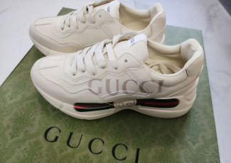 구찌 라이톤 스니커즈 (신발)