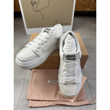 미우미우 레더 윤아 스니커즈 (신발)