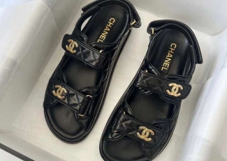 샤넬 벨크로 샌들 (신발)
