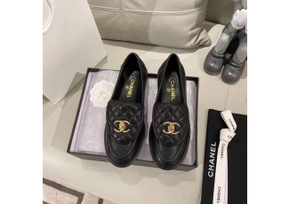 샤넬 여성 로퍼 램스킨 구두 (신발)