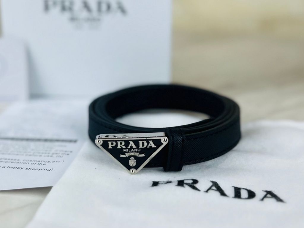 프라다 Prada 여성 트라이앵글 벨트