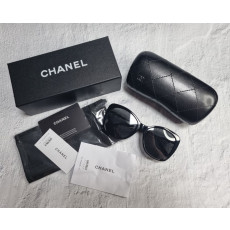 샤넬 진주 제니 선글라스