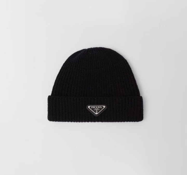 프라다 비니 (모자)
