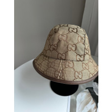구찌 GG 캔버스 버킷햇 (모자)