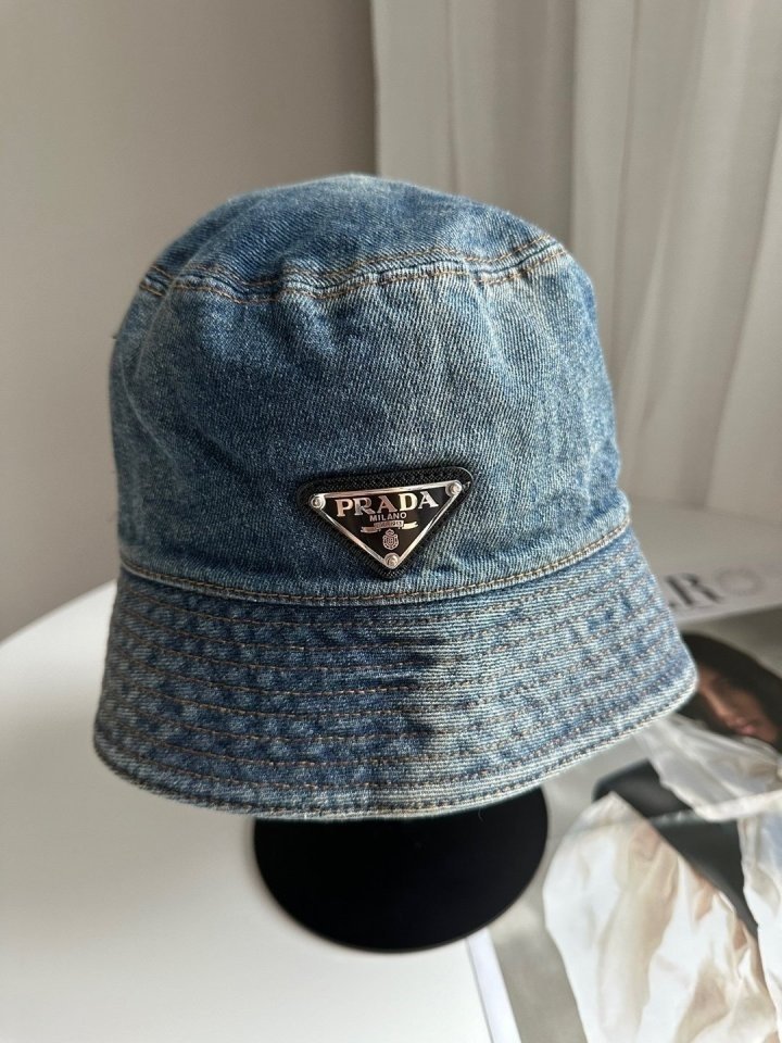 프라다 데님 버킷햇 (모자)