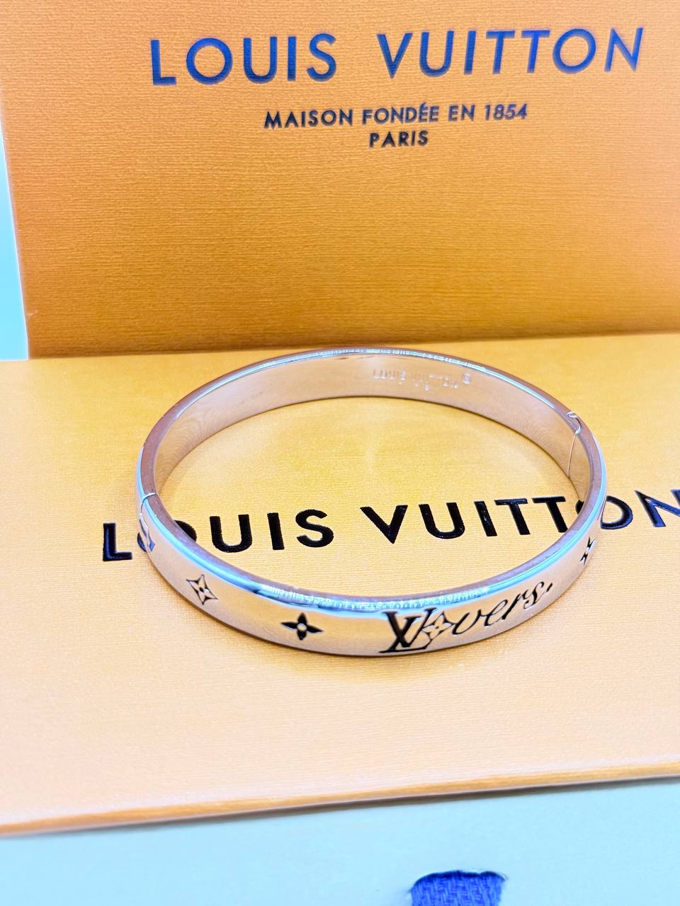 루이비통 KJ013 LV 버스 팔찌 퍼렐 윌리엄스 실버 팔찌