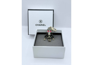 샤넬 abq11 코코 마드모아젤 에나멜 키링