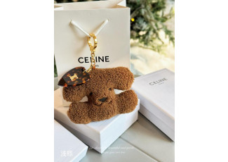 셀린느 NE03 트리옹프 하트 폼폼 시어링 앤 아세테이트 내추럴 탄 키링 브라운