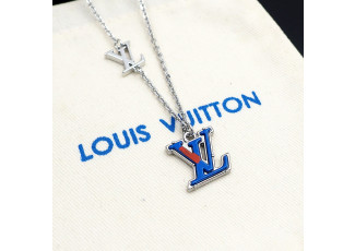 루이비통 KJ22 체인 모노그램 실버 LV 로고 M01507 목걸이