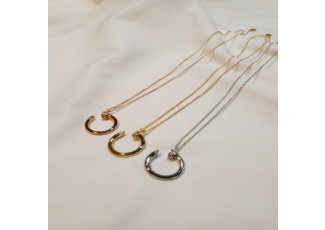 까르띠에 큐빅 앵끌루 목걸이