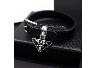 프라다 PDA02 사피아노 레더 브레이슬릿 블랙 팔찌