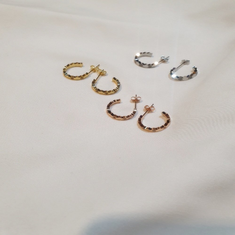 쇼메 비마이러브 하프 큐빅 이어링 귀걸이