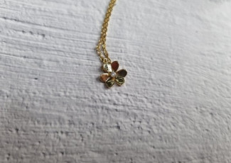 반클리프 프리볼 옐로골드 목걸이