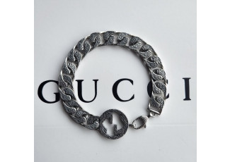 구찌 174 인터로킹 G 팔찌