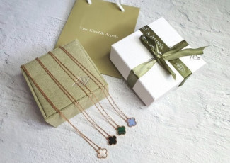 반클리프 목걸이