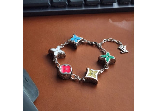 루이비통 490 Mng Big Party 팔찌