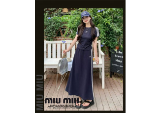 미우미우 여성 HJ790 리본 3선 스커트 세트