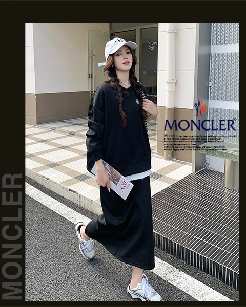 몽클레어 여성 2503 레이어드 라운드 스커트 투피스 세트