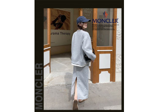 몽클레어 여성 2503 레이어드 라운드 스커트 투피스 세트