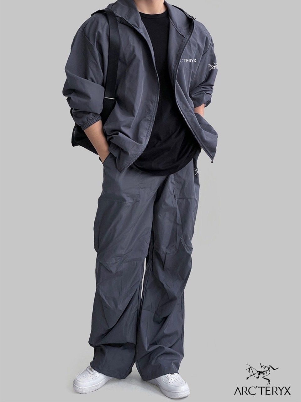 아크테릭스 코어 후드 바람막이 파라슈트 팬츠 세트
