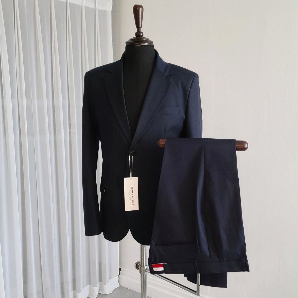 톰브라운 클래식 정장 세트 네이비
