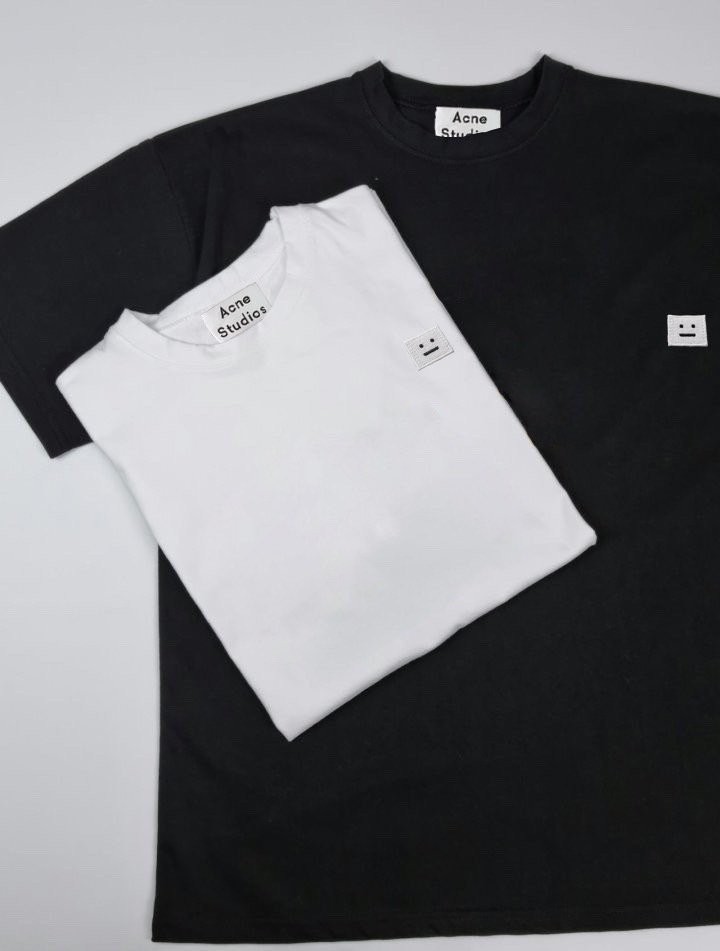 아크네 스튜디오 로고 반팔티