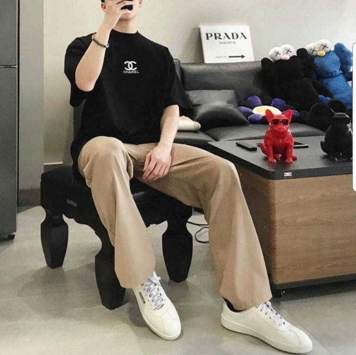 샤넬 로고 반팔티